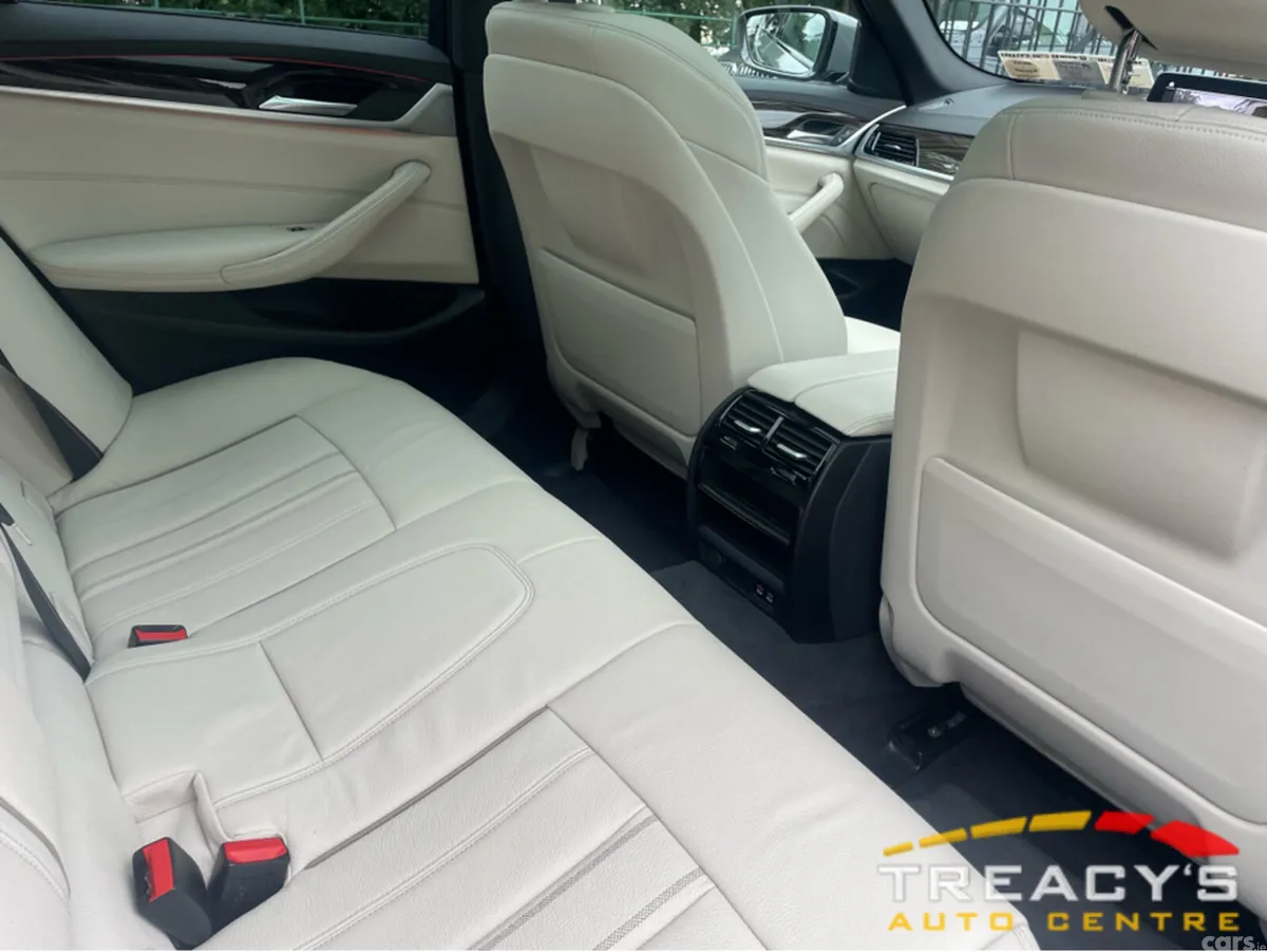 BMW 5-Series Estate, Diesel, 2022, Grey
