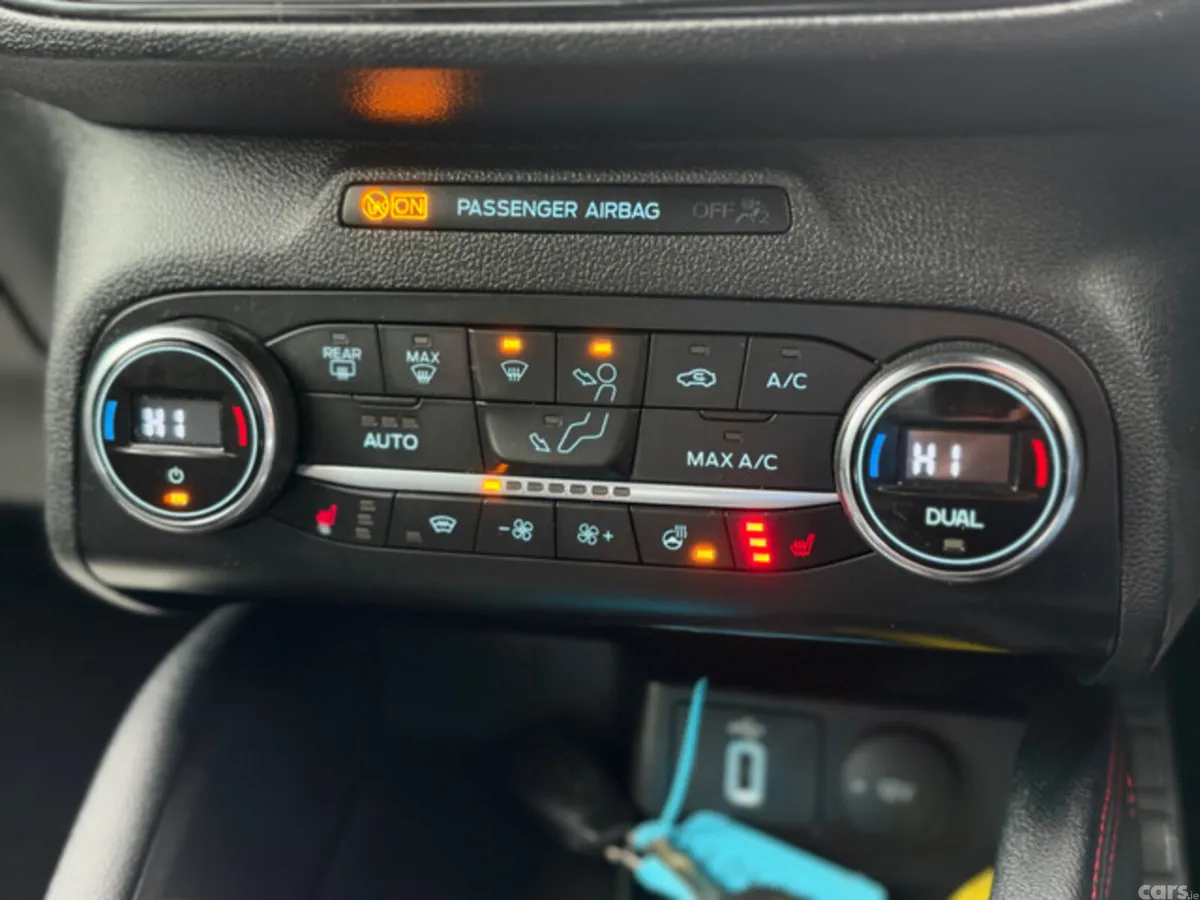Ford Focus Hatchback, Diesel, 2020, White