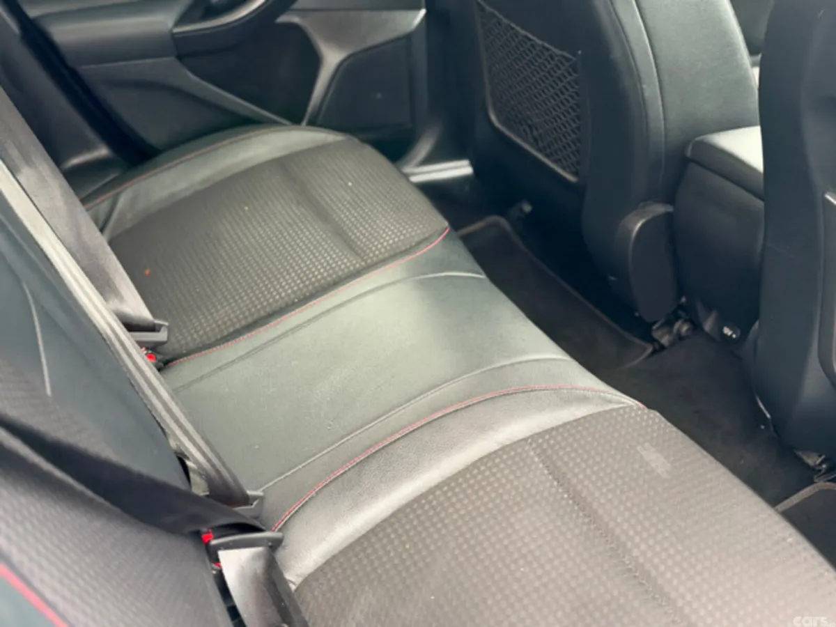 Ford Focus Hatchback, Diesel, 2020, White