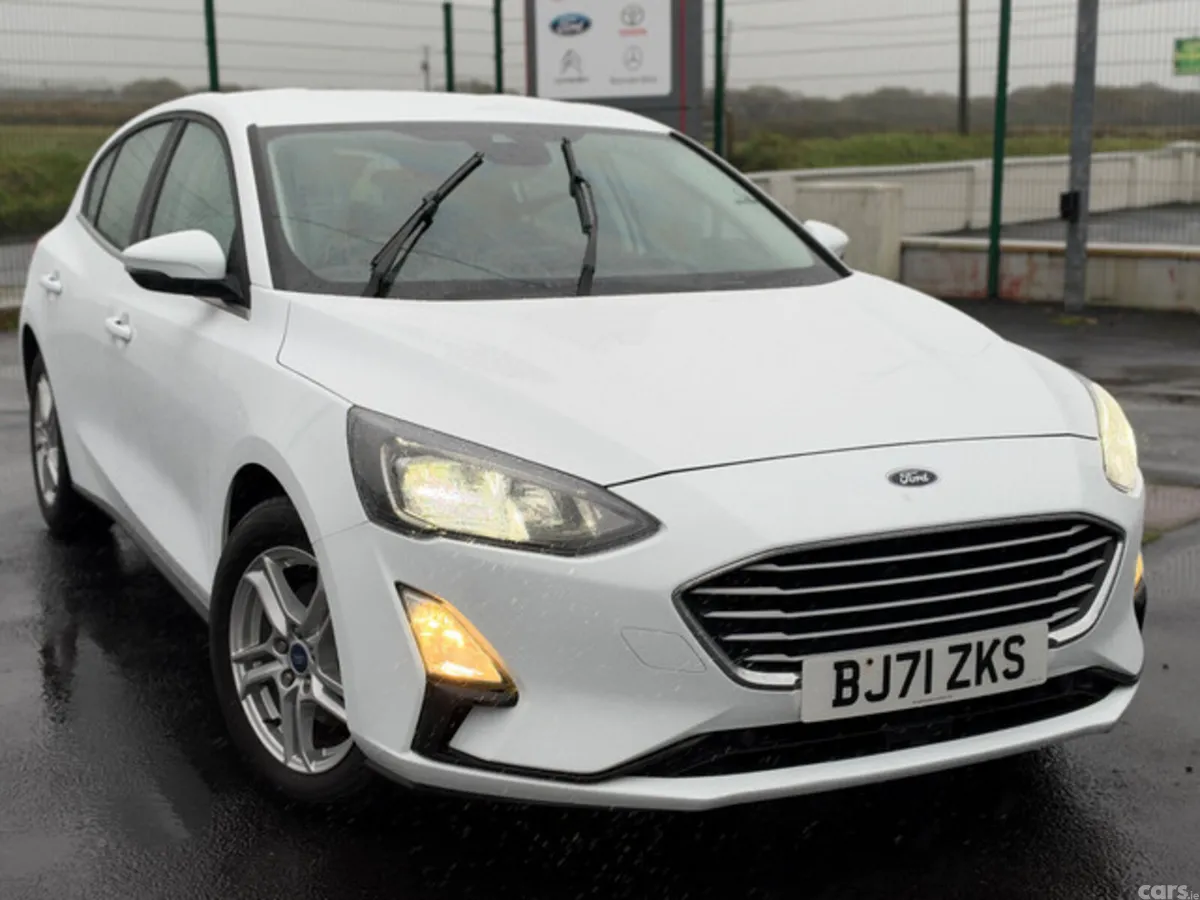 Ford Focus Hatchback, Diesel, 2021, White