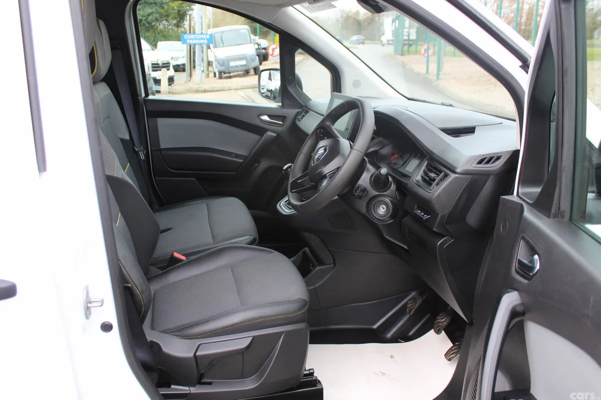 Renault Kangoo Van, Diesel, 2024, White