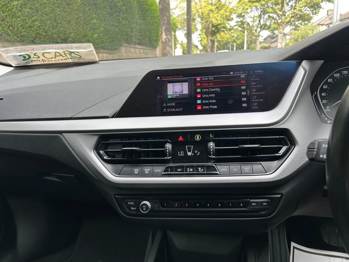 BMW 1-Series Hatchback, Diesel, 2021, Blue
