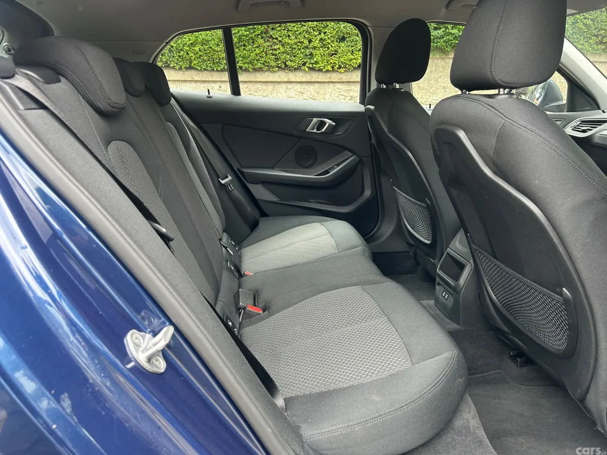 BMW 1-Series Hatchback, Diesel, 2021, Blue