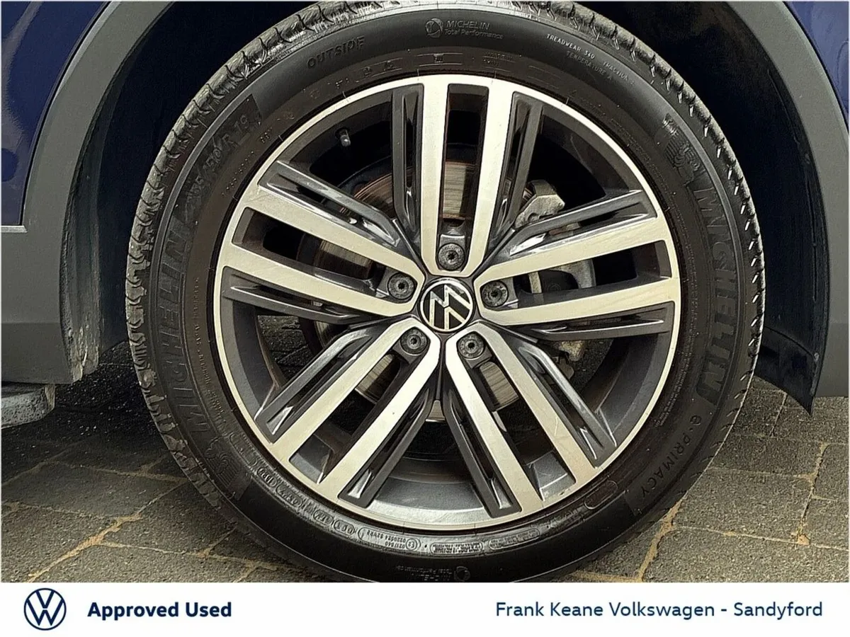 Volkswagen Tiguan Allspace SUV, Diesel, 2022, Blue