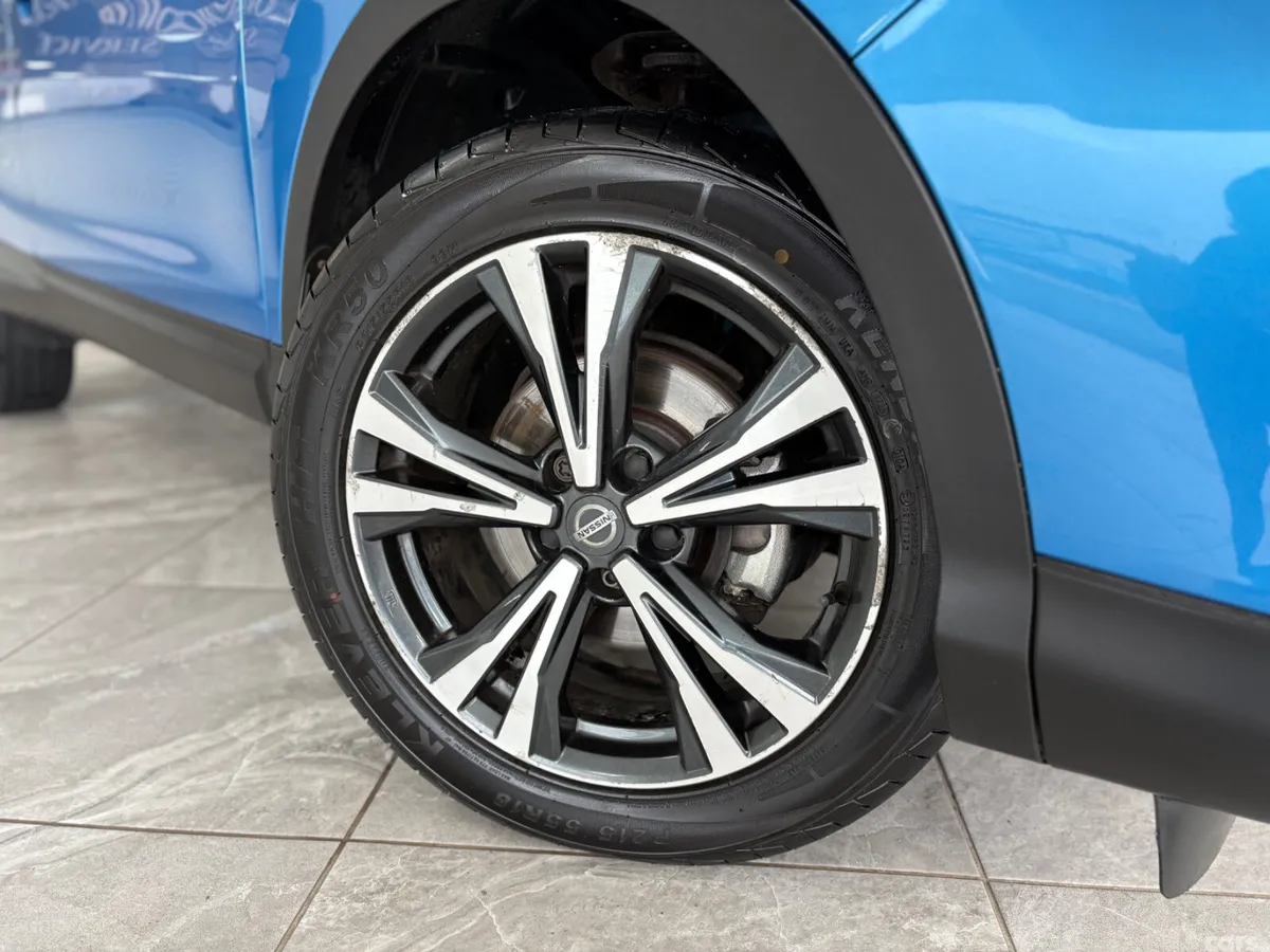 Nissan Qashqai Hatchback, Diesel, 2018, Blue