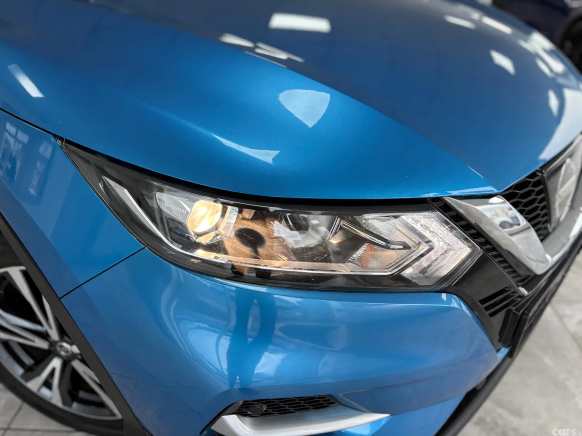 Nissan Qashqai Hatchback, Diesel, 2018, Blue