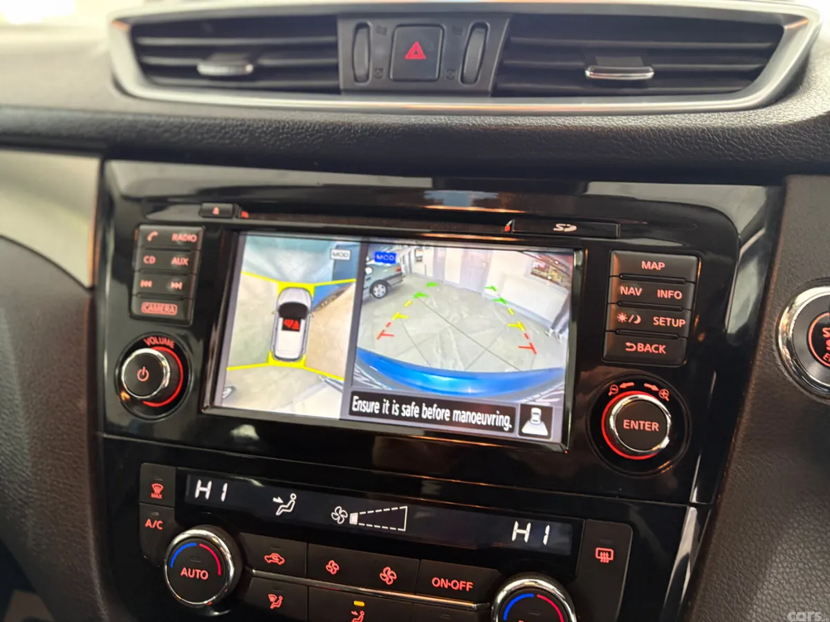 Nissan Qashqai Hatchback, Diesel, 2018, Blue