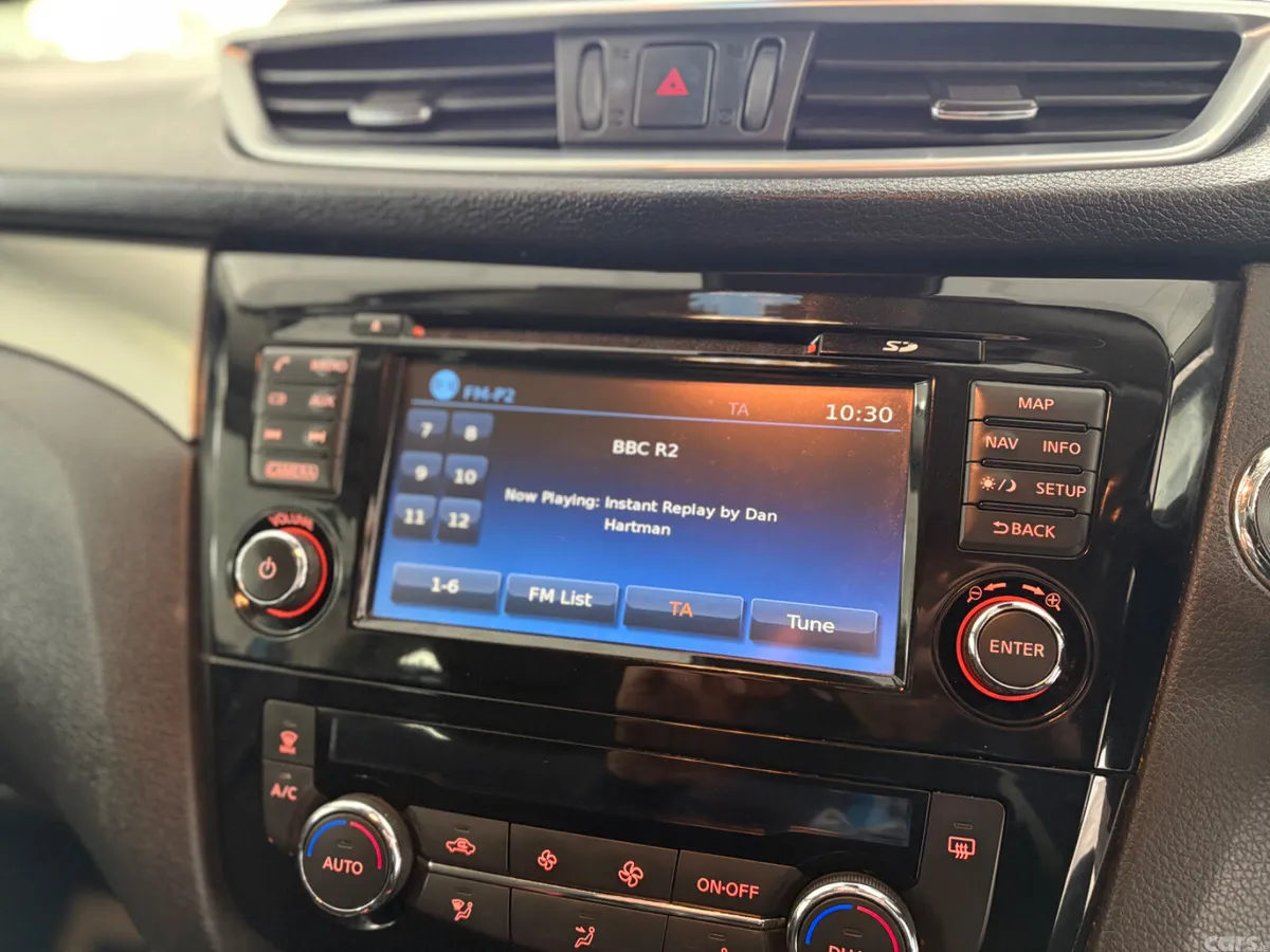 Nissan Qashqai Hatchback, Diesel, 2018, Blue