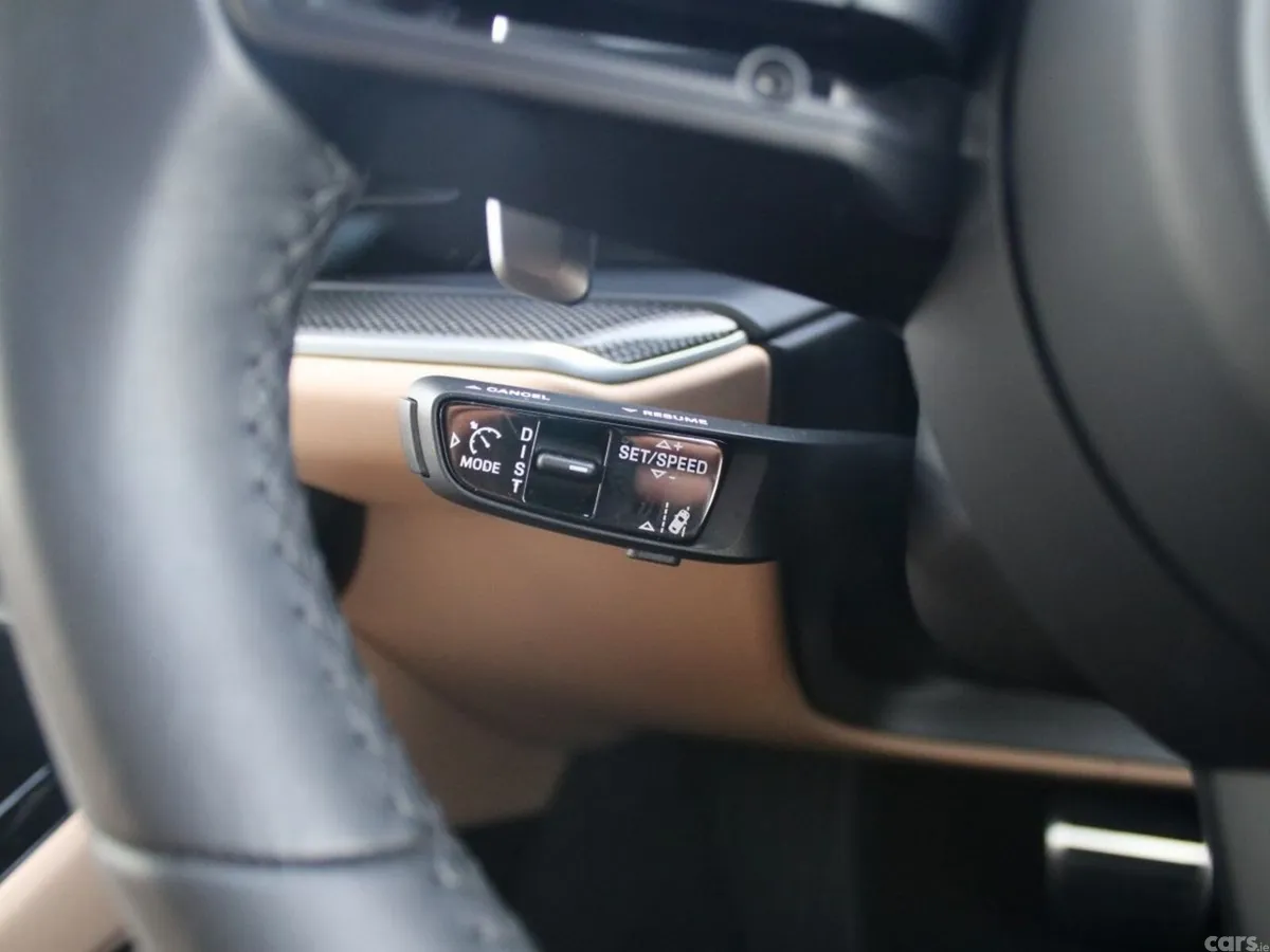 Porsche Cayenne SUV, Petrol Plug-in Hybrid, 2026, Black
