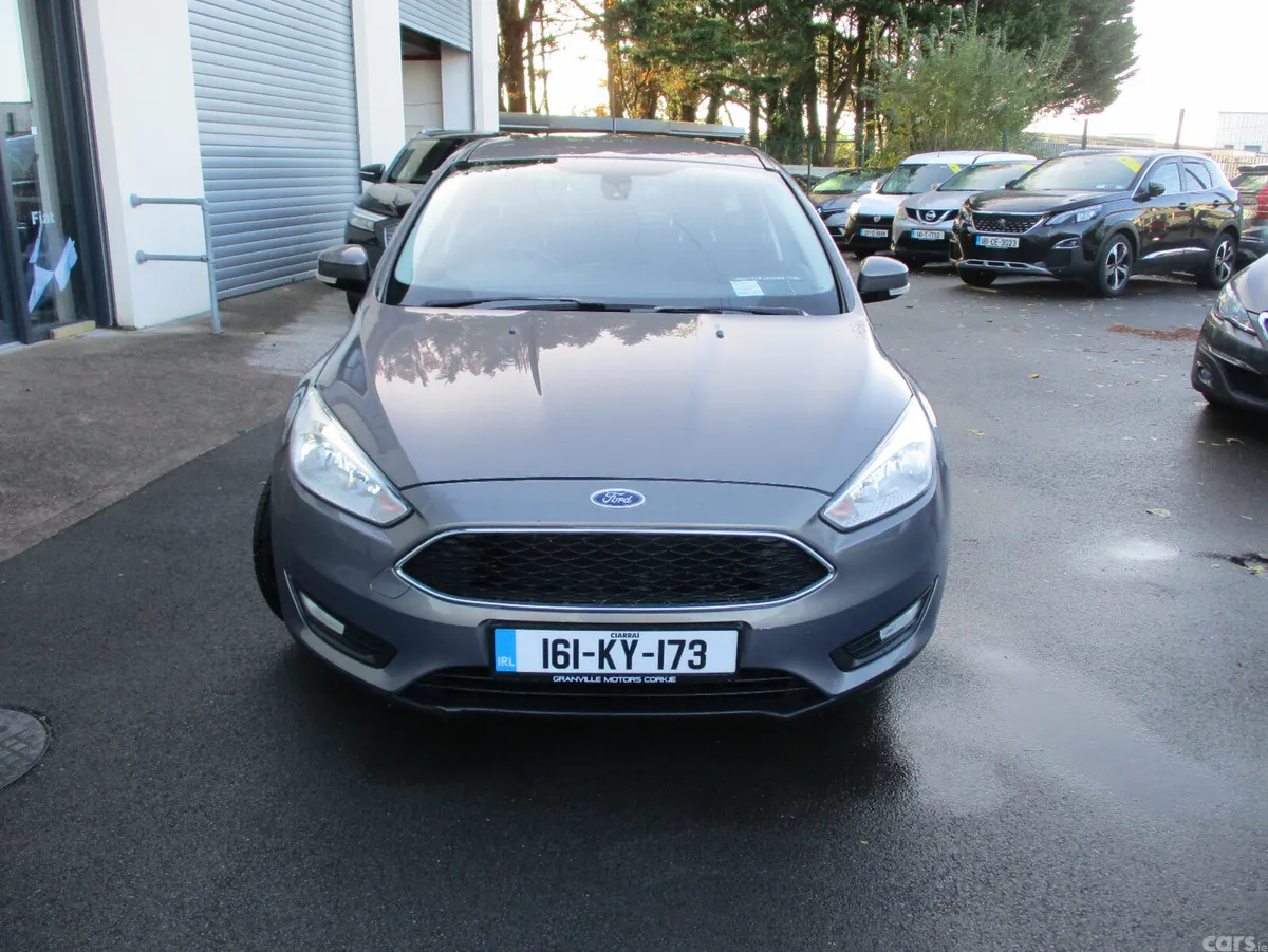 Ford Focus Hatchback, Diesel, 2016, Brown
