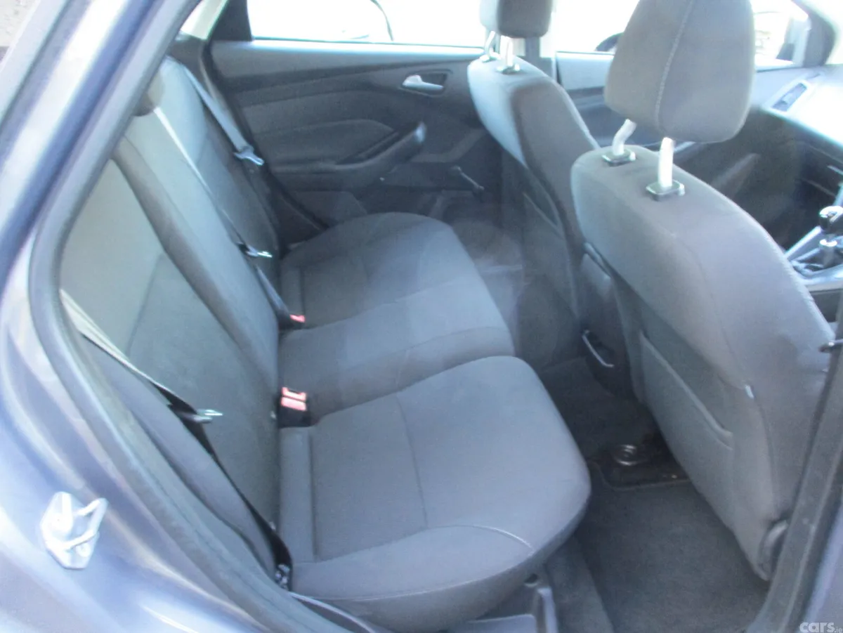 Ford Focus Hatchback, Diesel, 2016, Brown