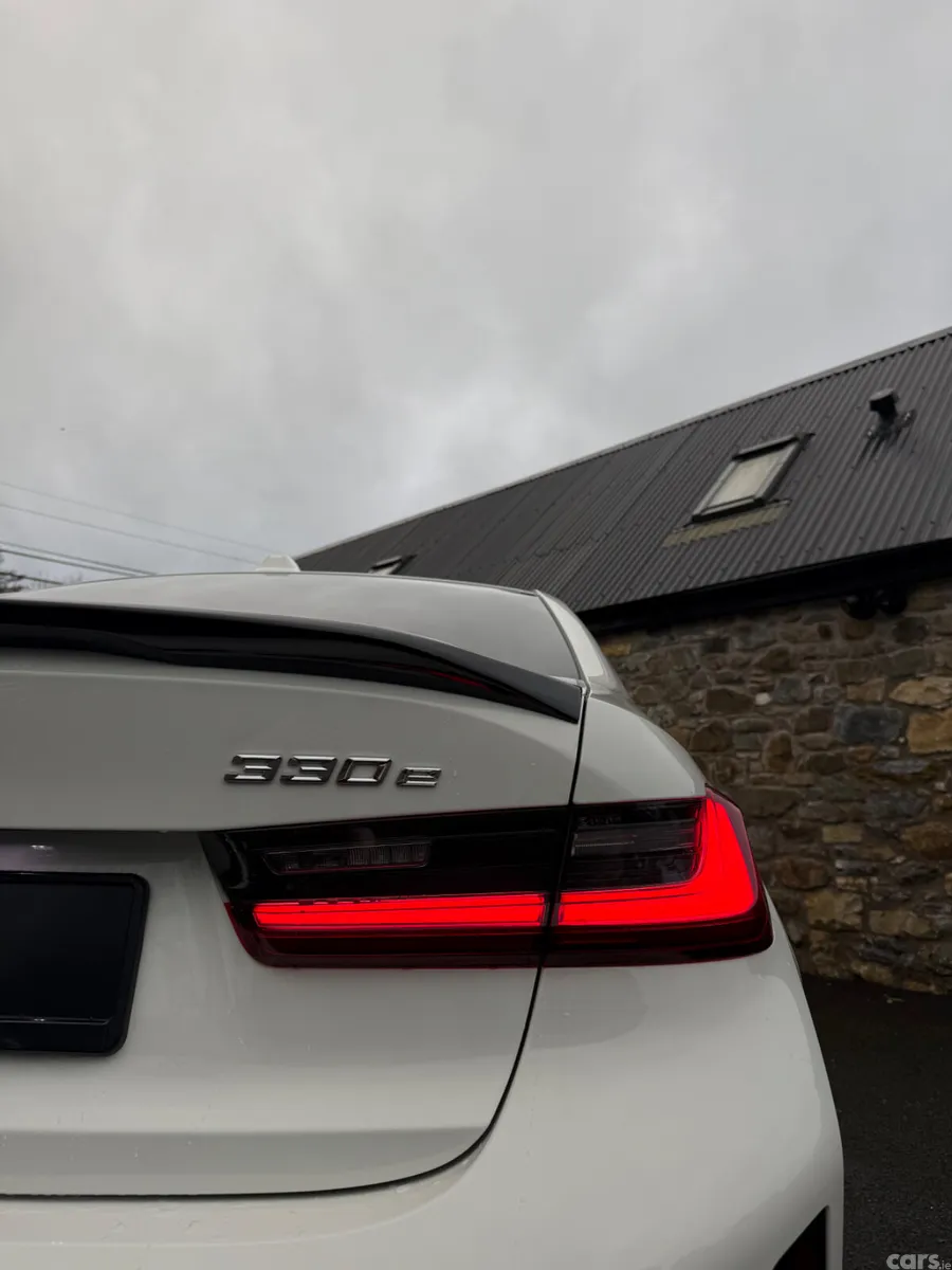 BMW 3-Series Saloon, Petrol Plug-in Hybrid, 2023, White