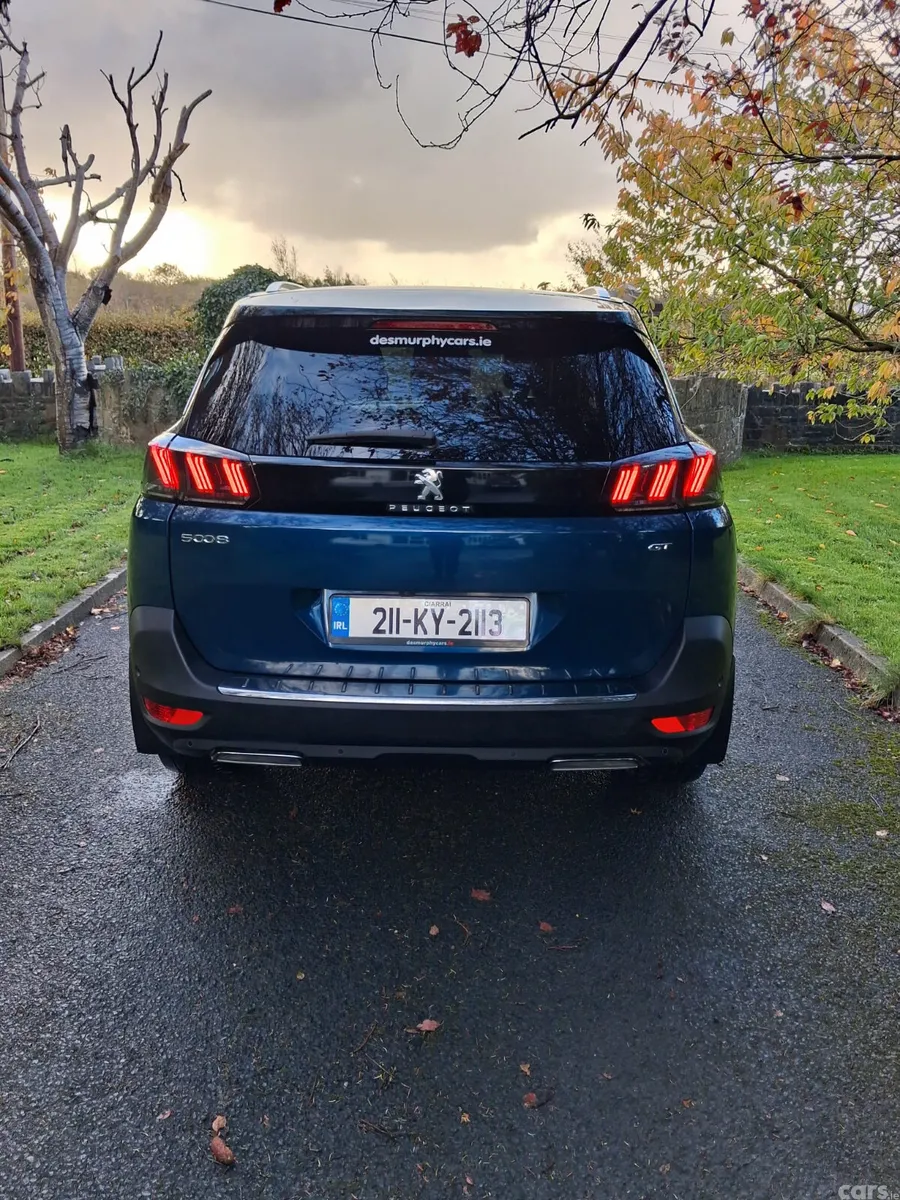 Peugeot 5008 MPV, Diesel, 2021, Blue