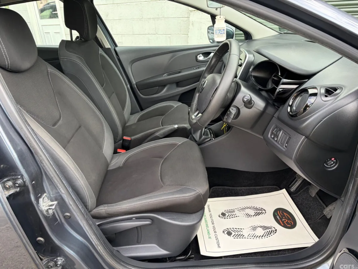 Renault Clio Hatchback, Petrol, 2019, Grey