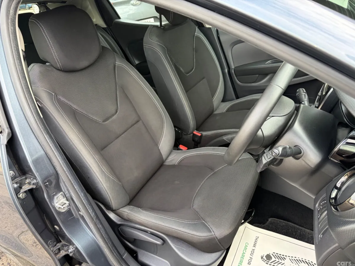 Renault Clio Hatchback, Petrol, 2019, Grey