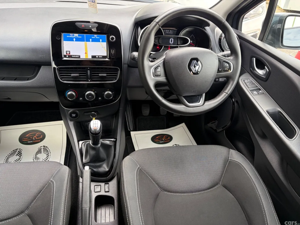 Renault Clio Hatchback, Petrol, 2019, Grey