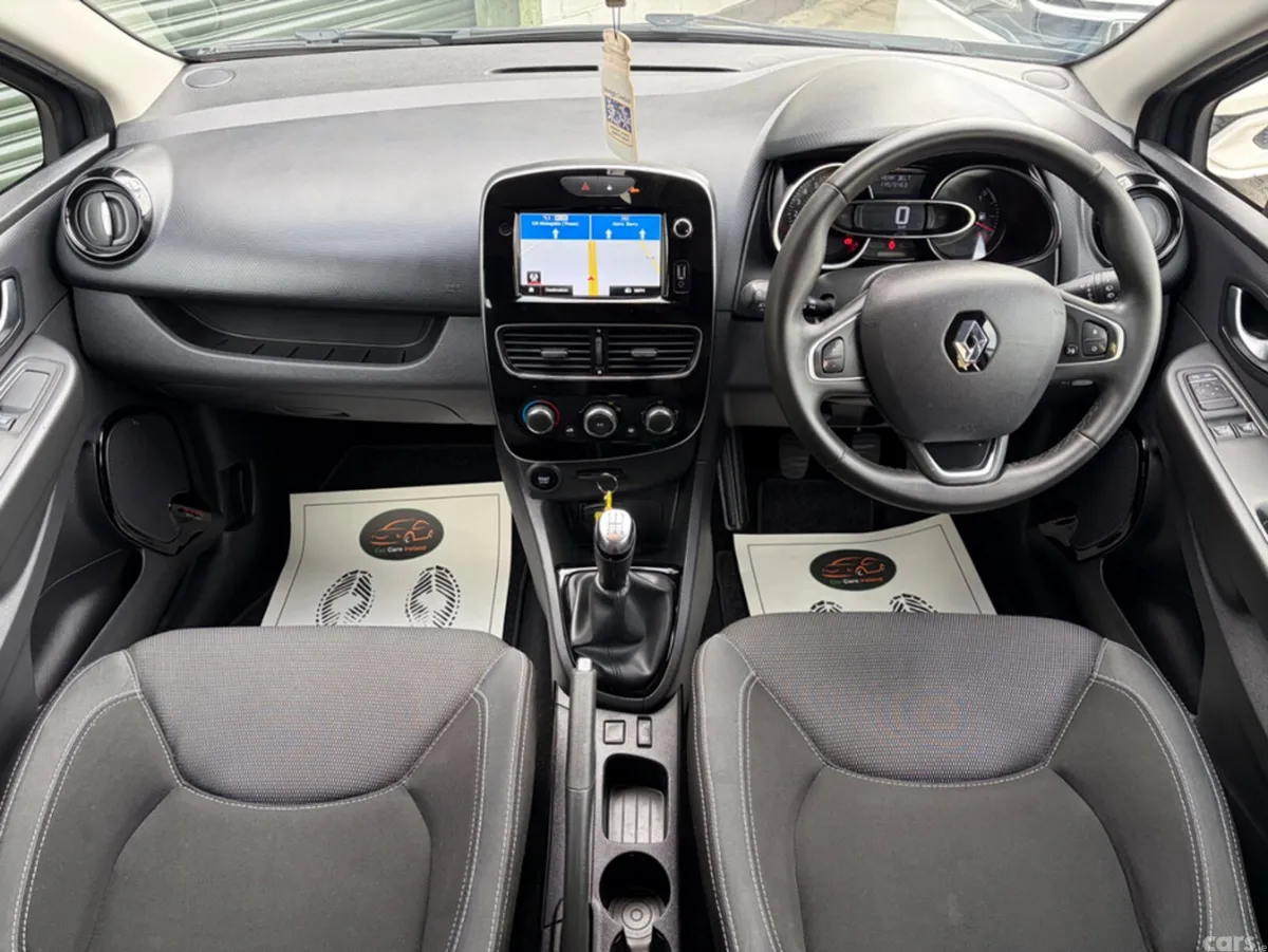 Renault Clio Hatchback, Petrol, 2019, Grey