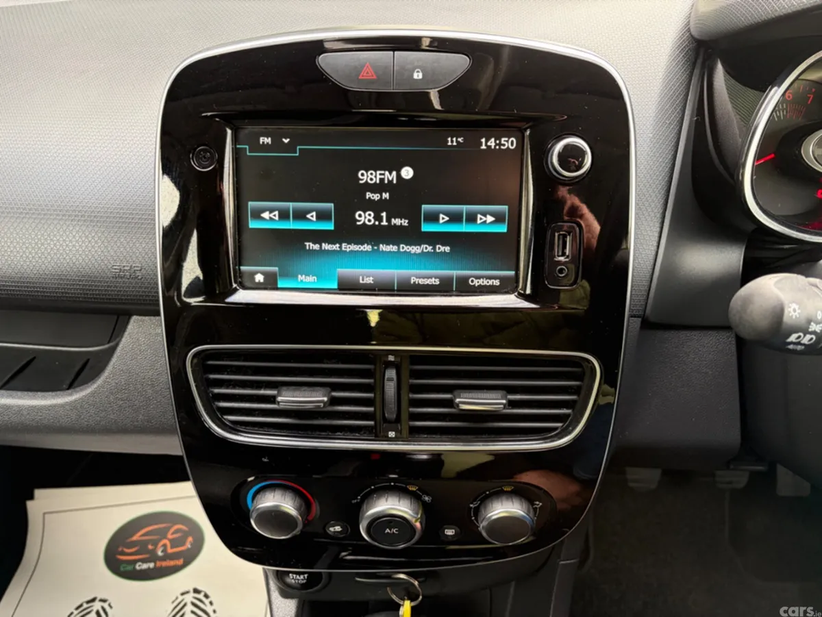 Renault Clio Hatchback, Petrol, 2019, Grey