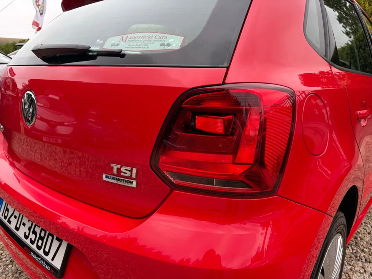 Volkswagen Polo Hatchback, Petrol, 2016, Red