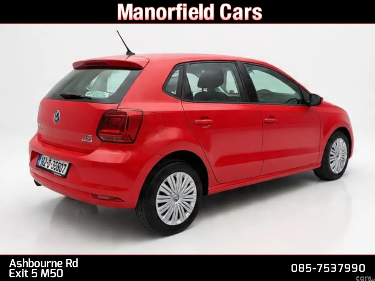 Volkswagen Polo Hatchback, Petrol, 2016, Red