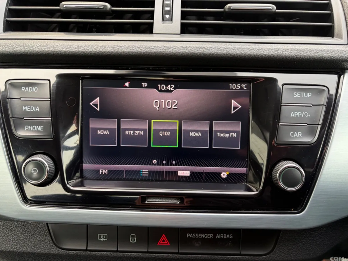 Skoda Fabia Hatchback, Petrol, 2019, Grey