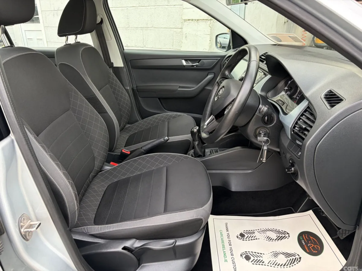 Skoda Fabia Hatchback, Petrol, 2019, Grey