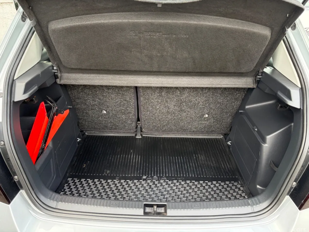 Skoda Fabia Hatchback, Petrol, 2019, Grey