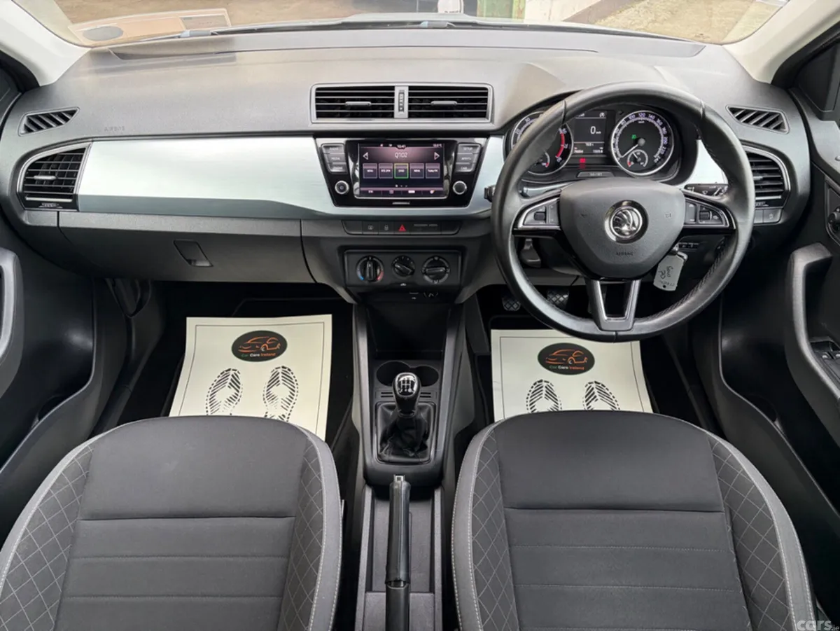 Skoda Fabia Hatchback, Petrol, 2019, Grey