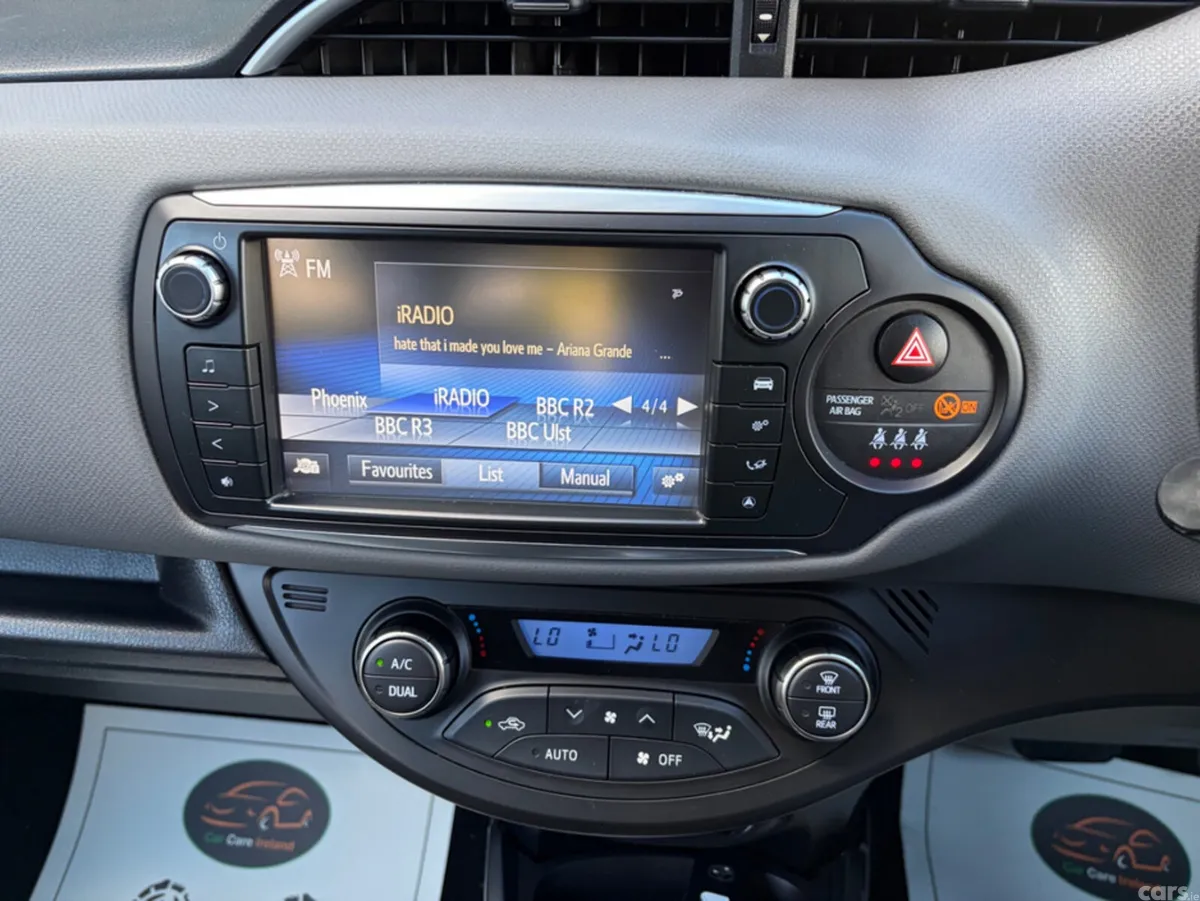 Toyota Yaris Hatchback, Petrol Hybrid, 2016, Red