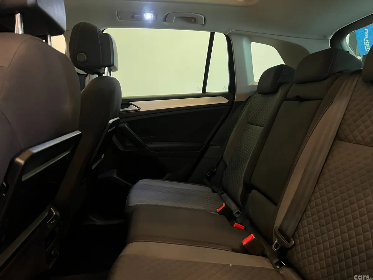 Volkswagen Tiguan SUV, Diesel, 2017, Blue