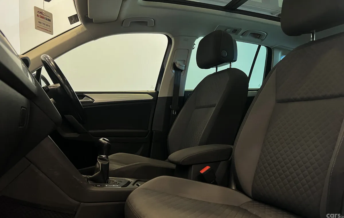 Volkswagen Tiguan SUV, Diesel, 2017, Blue