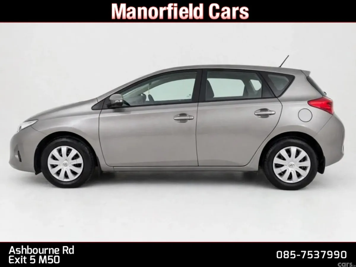 Toyota Auris Hatchback, Petrol, 2014, Grey