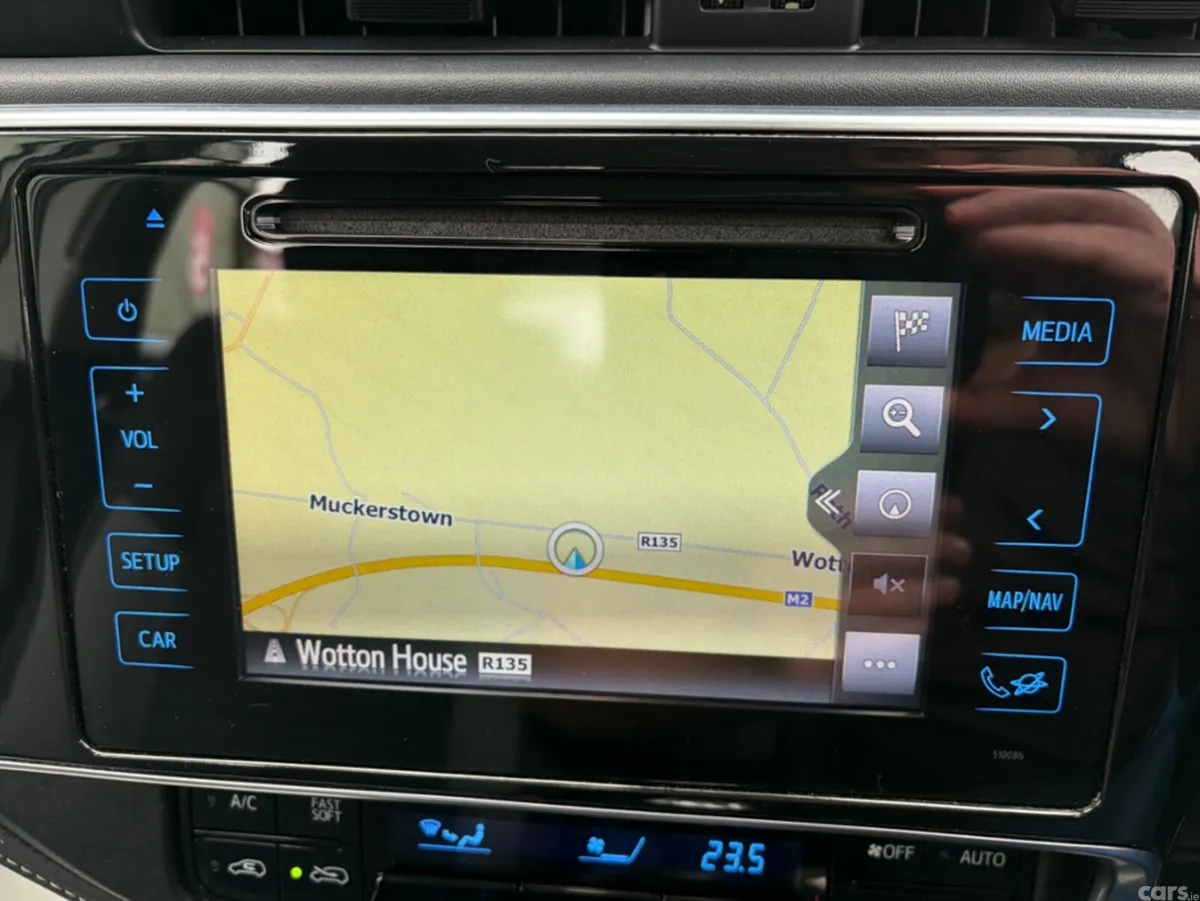 Toyota Auris Hatchback, Petrol, 2019, Grey
