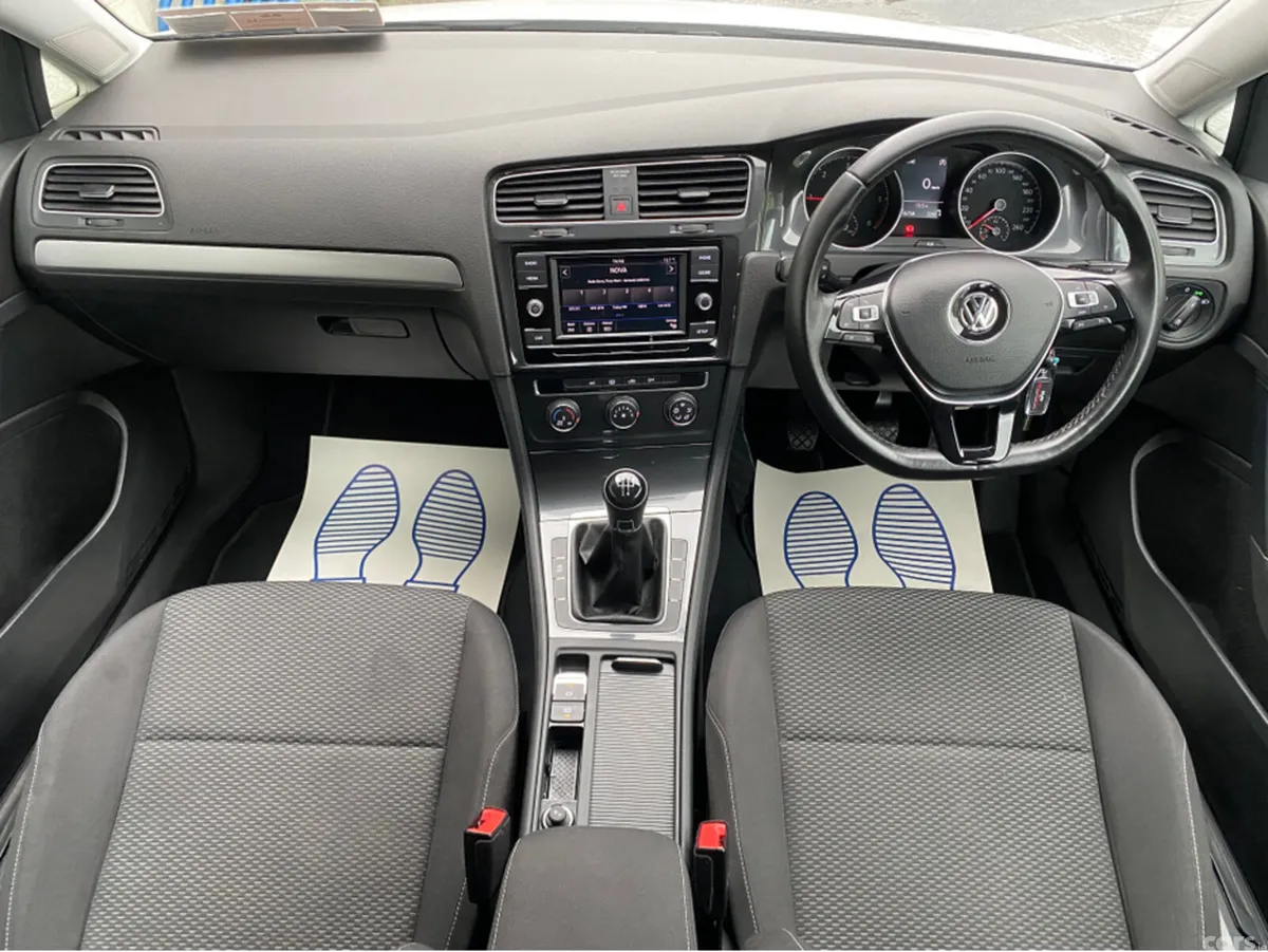 Volkswagen Golf Hatchback, Diesel, 2019, White