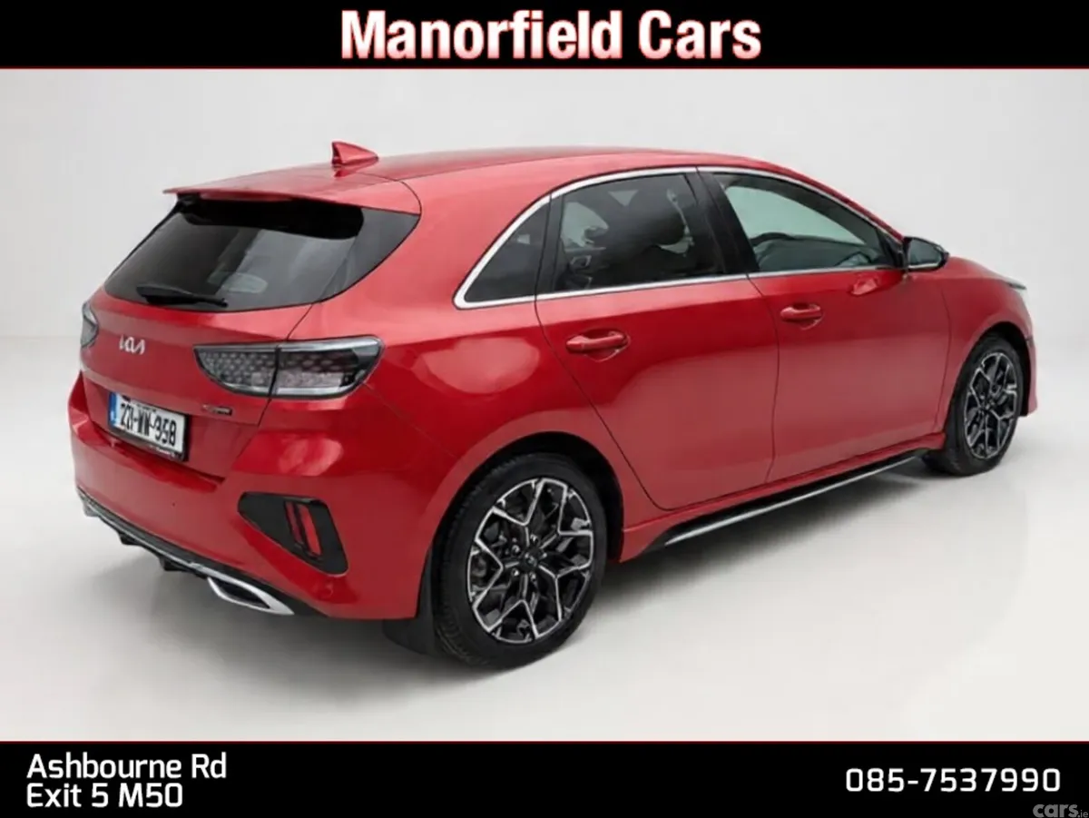 Kia Ceed Hatchback, Petrol, 2022, Red