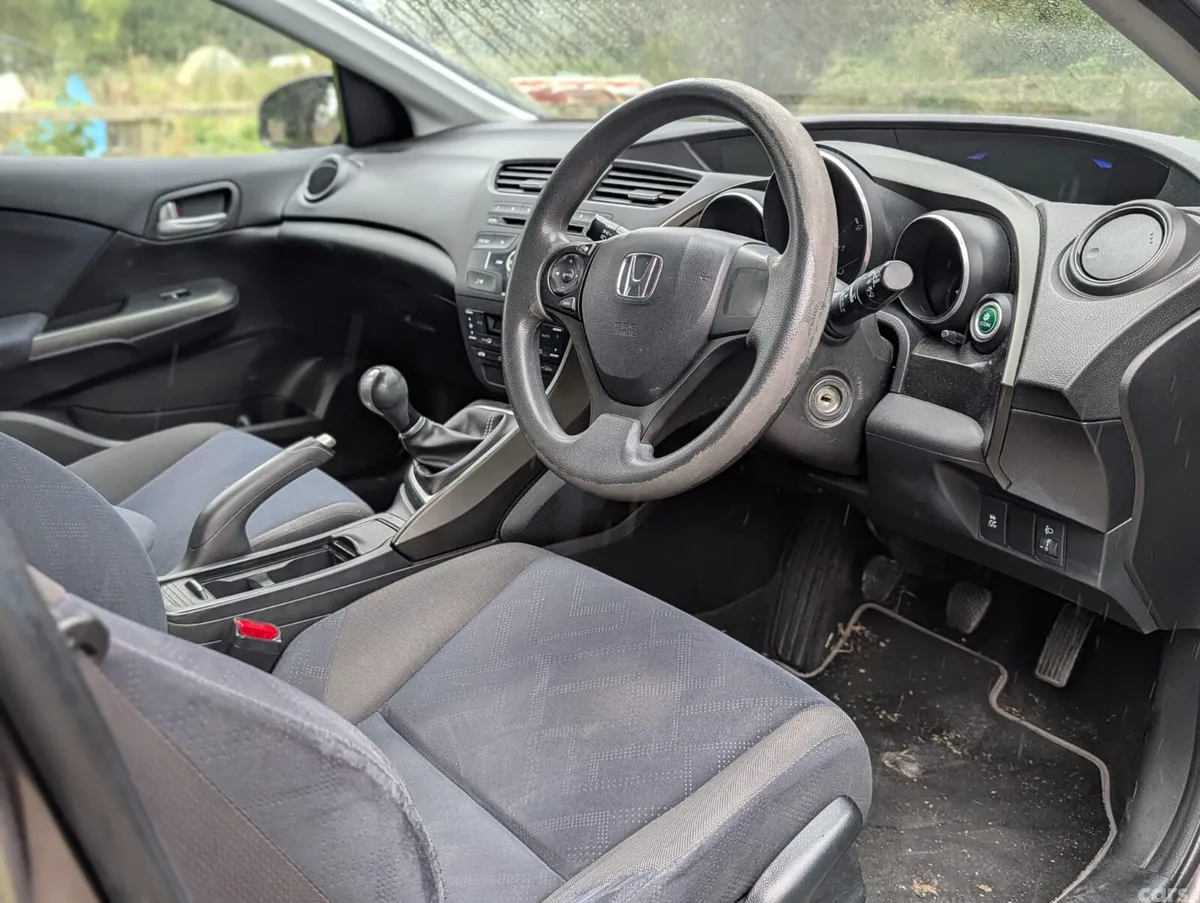 Honda Civic Hatchback, Diesel, 2014, Beige