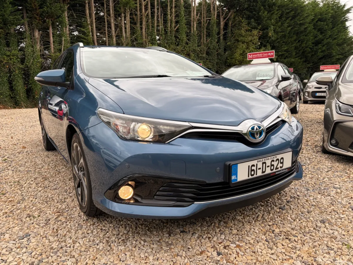 Toyota Auris Estate, Petrol Hybrid, 2016, Blue