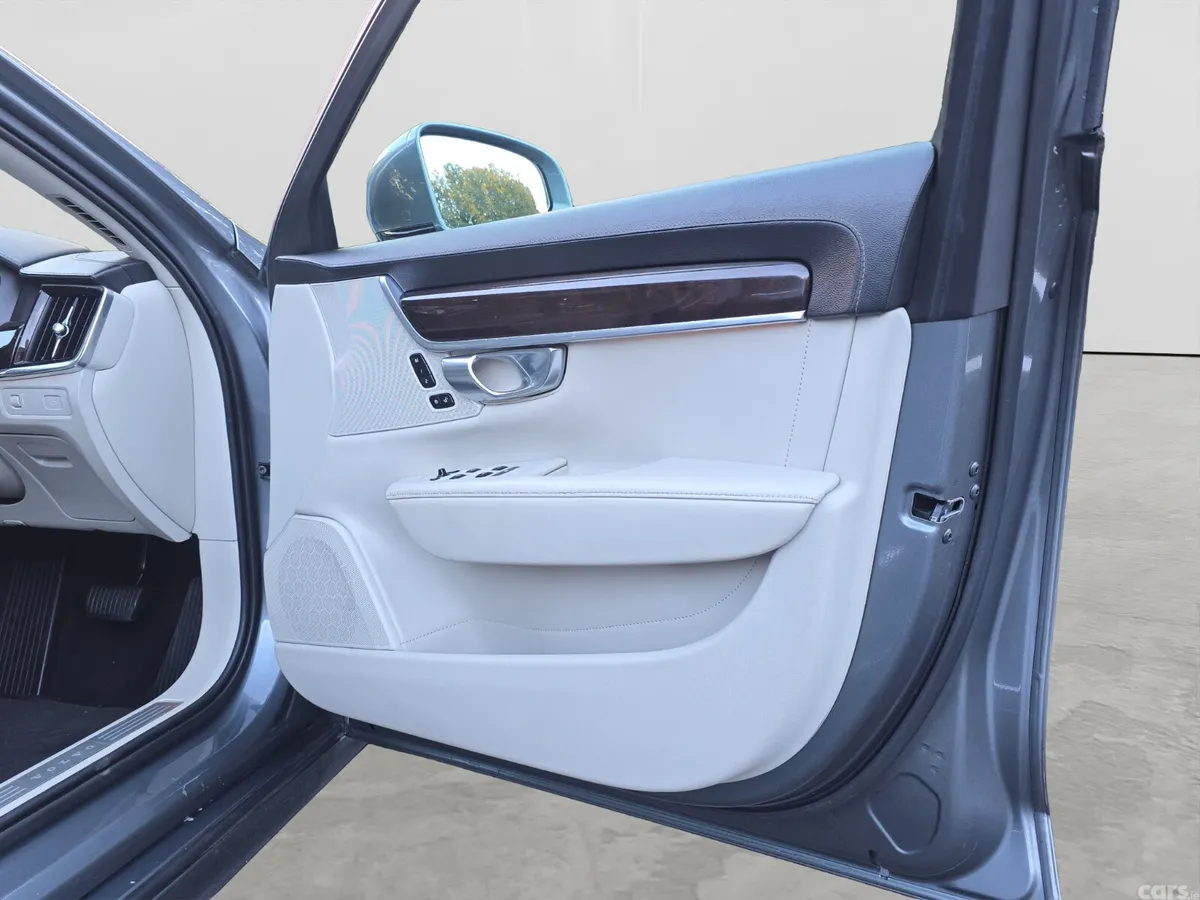 Volvo V90 Estate, Diesel, 2021, Grey