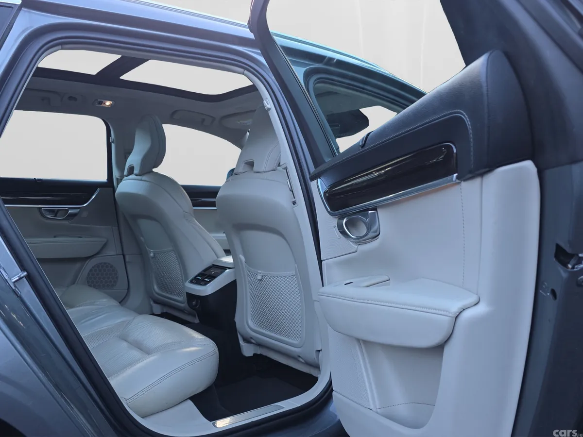 Volvo V90 Estate, Diesel, 2021, Grey