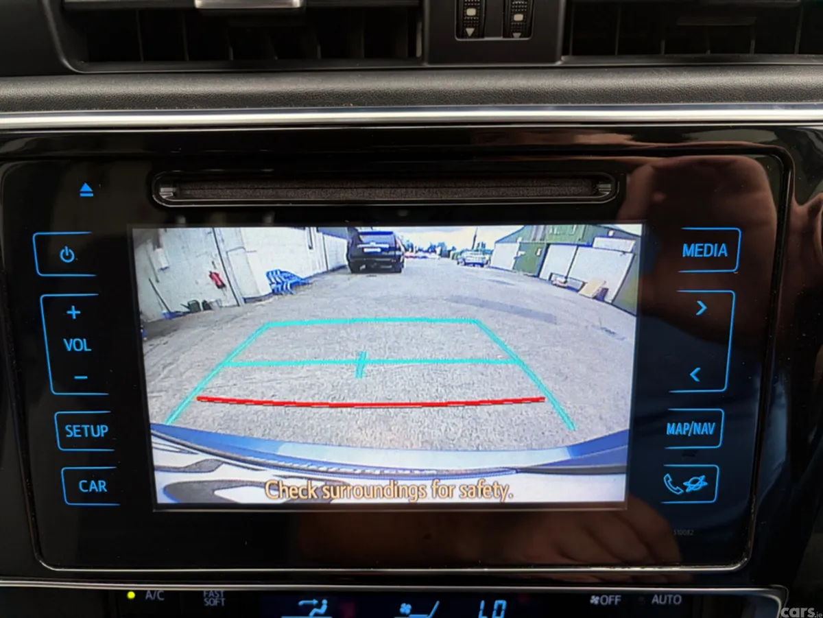 Toyota Auris Estate, Petrol Hybrid, 2016, Blue