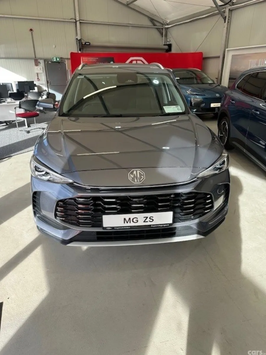 MG ZS Hatchback, Petrol Hybrid, 2026, Grey