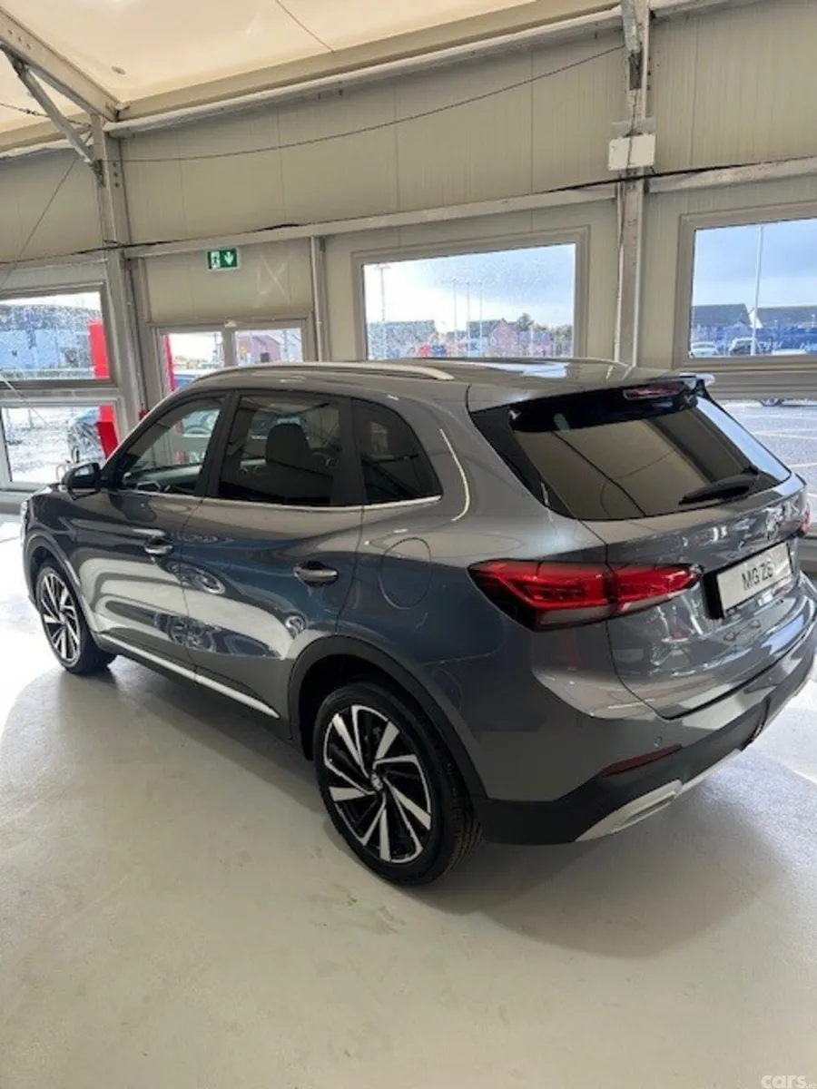 MG ZS Hatchback, Petrol Hybrid, 2026, Grey