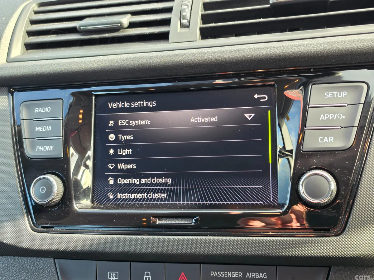 Skoda Fabia Hatchback, Petrol, 2021, Black