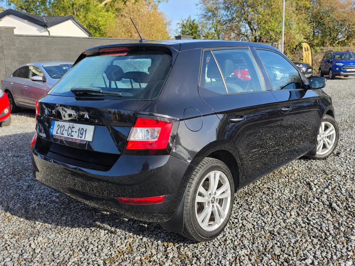 Skoda Fabia Hatchback, Petrol, 2021, Black