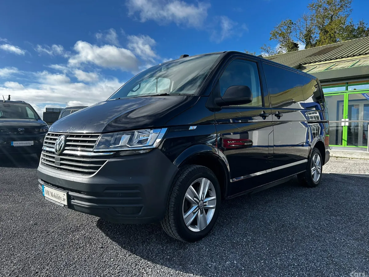Volkswagen Transporter MPV, Diesel, 2021, Black