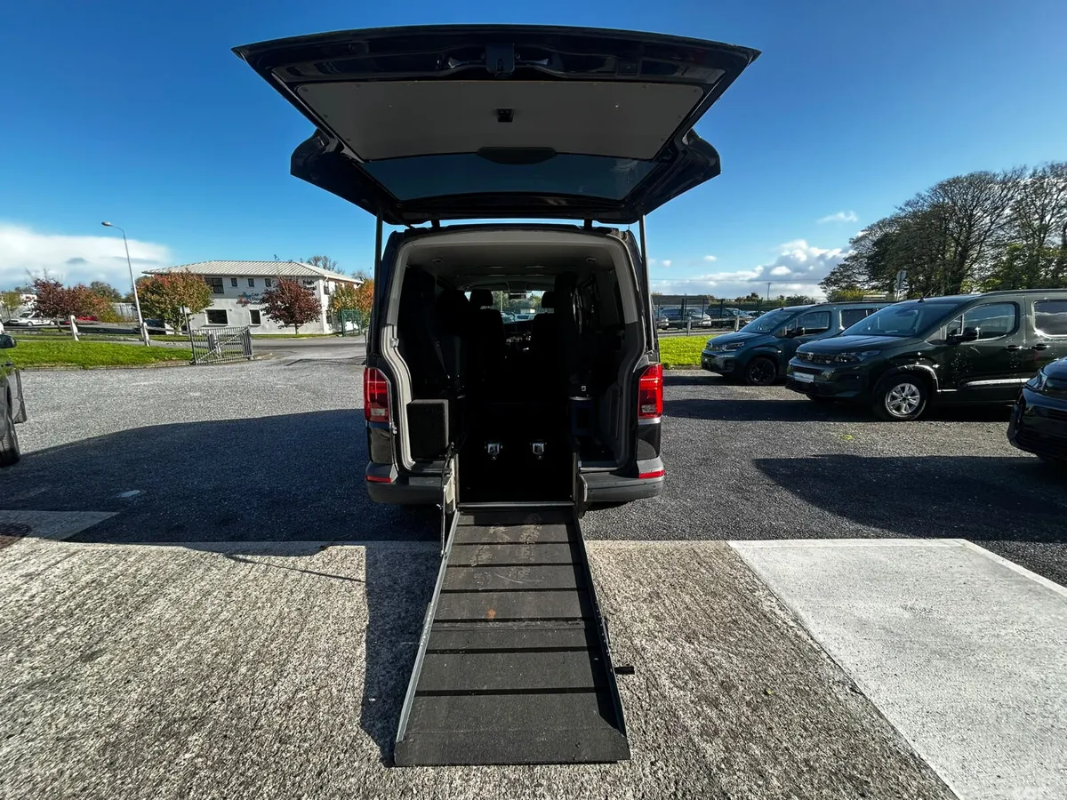 Volkswagen Transporter MPV, Diesel, 2021, Black
