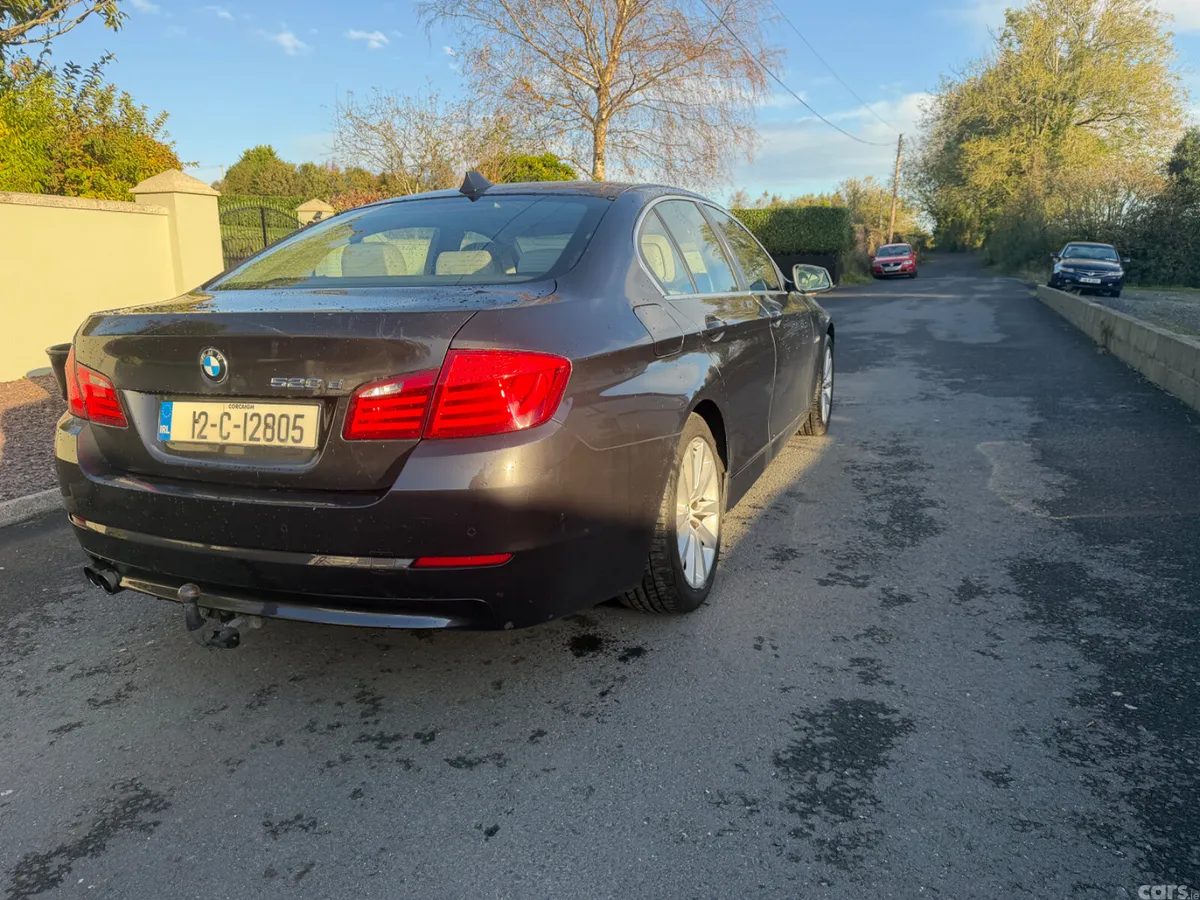 BMW 5-Series Saloon, Diesel, 2012, Grey