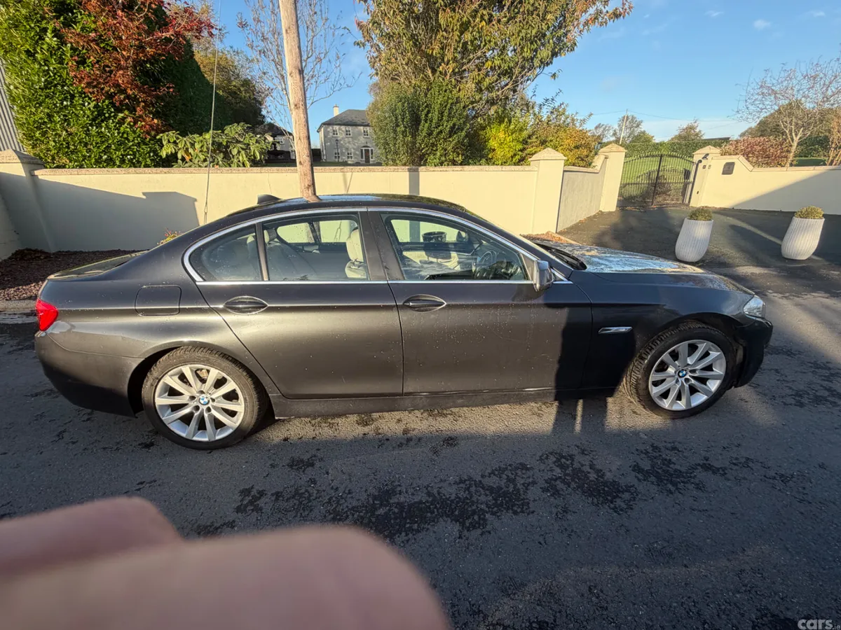 BMW 5-Series Saloon, Diesel, 2012, Grey