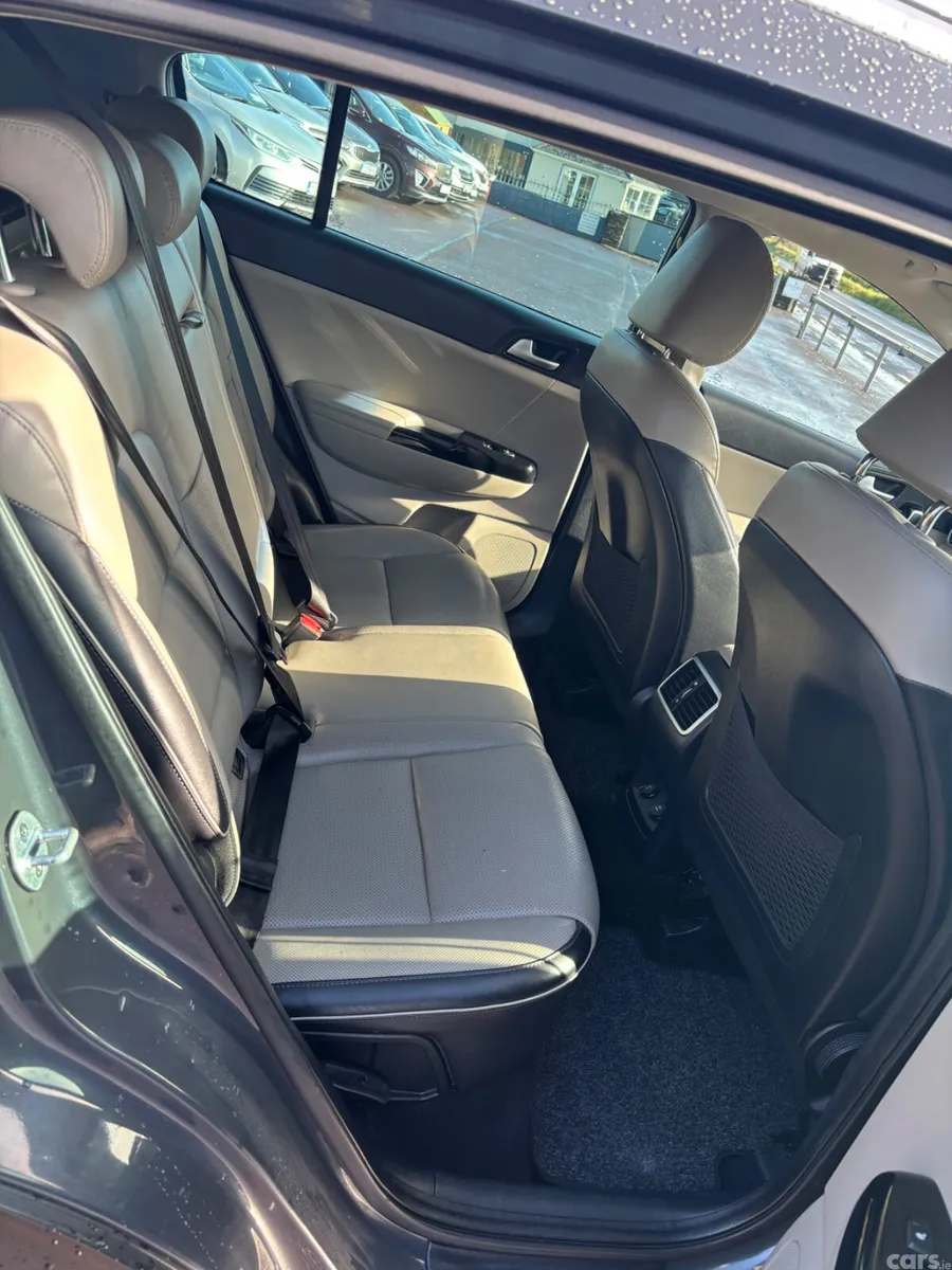 Kia Sportage SUV, Diesel, 2019, Grey