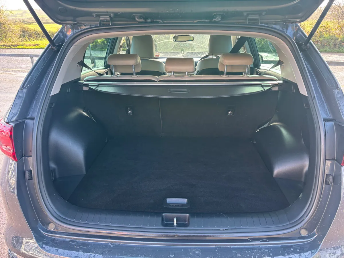 Kia Sportage SUV, Diesel, 2019, Grey